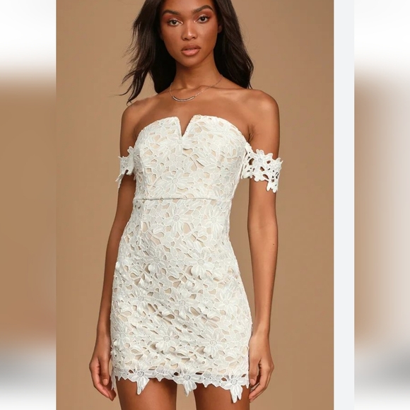 Lulu’s Venice Vila Lace Dress. NEW - Picture 6 of 12